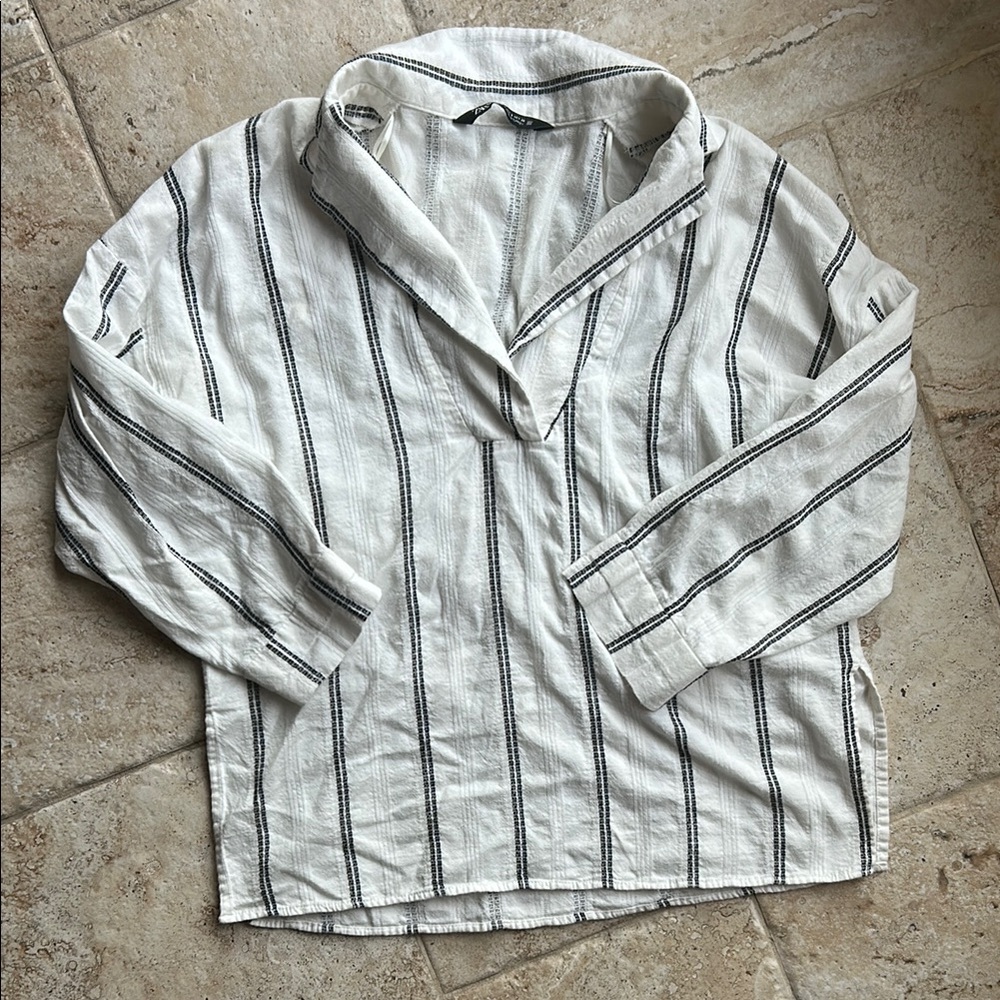 Zara White and Black Striped Top